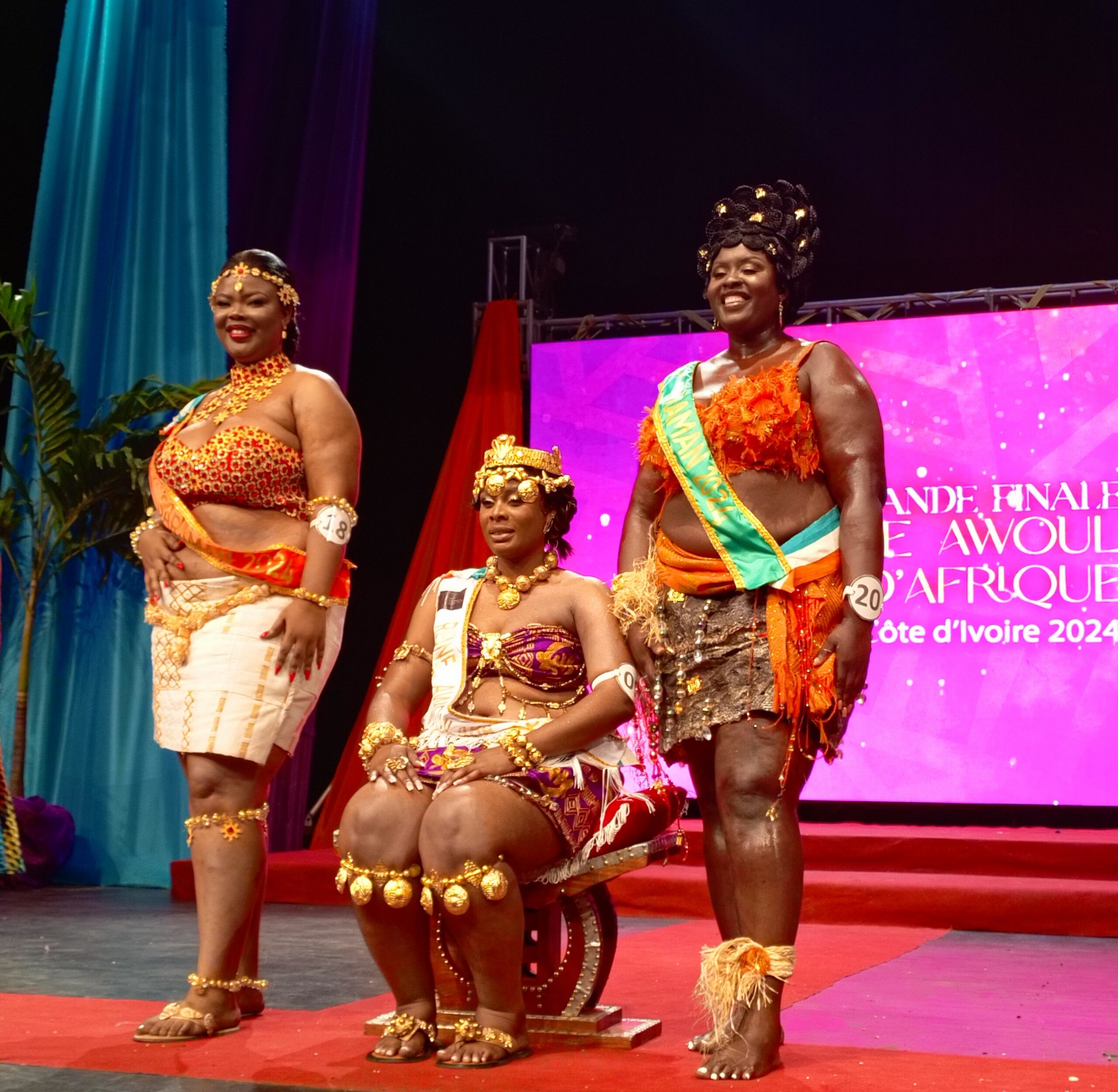 Ph/Photo de famille du trio Miss Awoulaba 2024