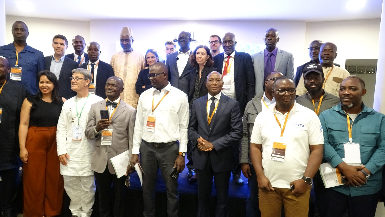 Transport artisanal à Abidjan : 170 000 emplois, un secteur vital face au défi de la modernisation